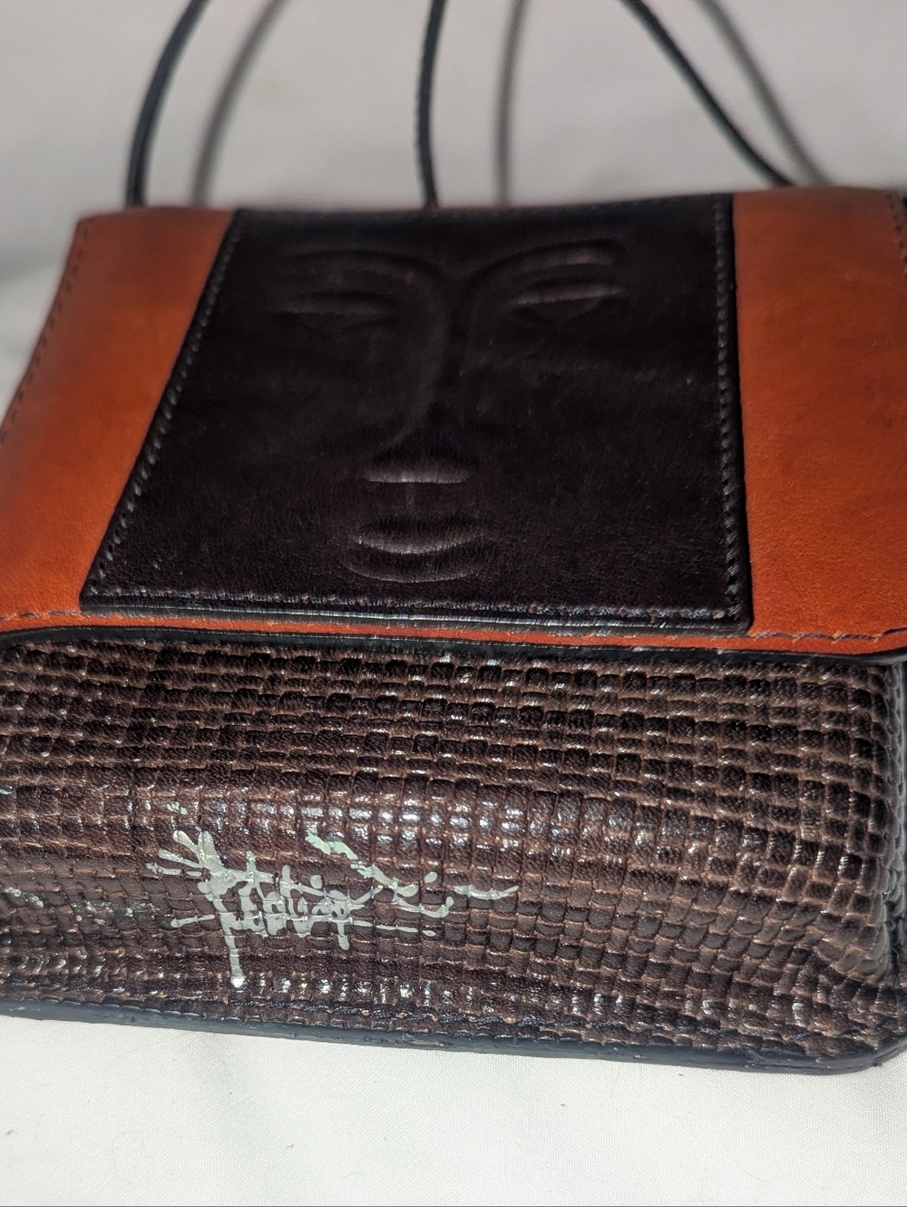 Vintage 90 Robbie Handcrafted Sculptural Leather 3D Embossed Mask Bag. - Picture 7 of 8